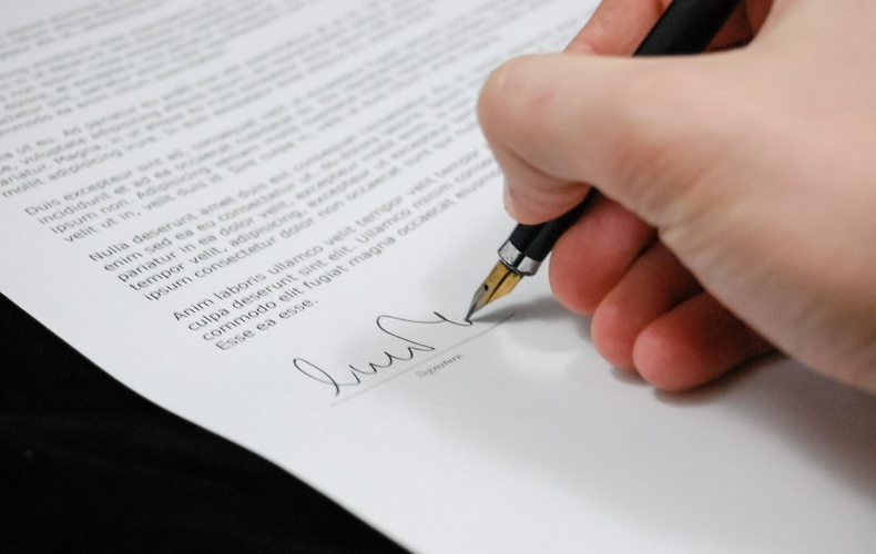 Signing liability waiver legal contract