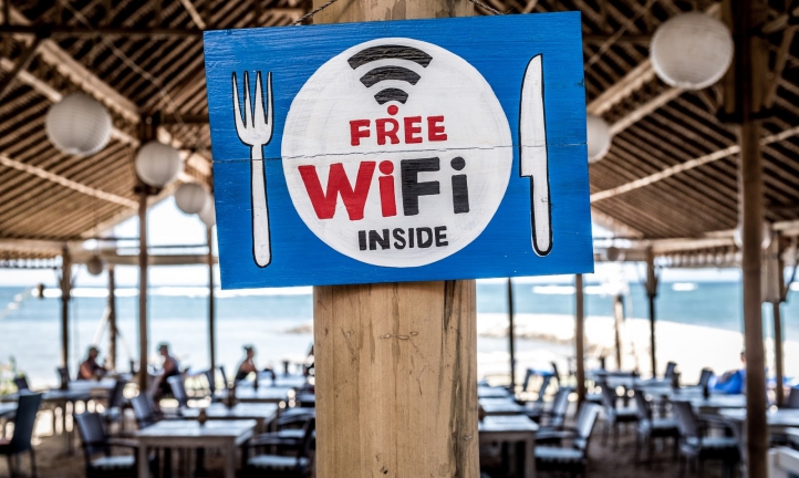 Free Wifi sign